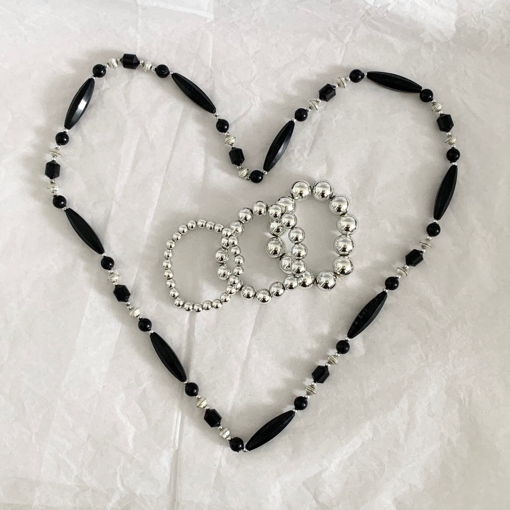 Necklace and bracelets bundle